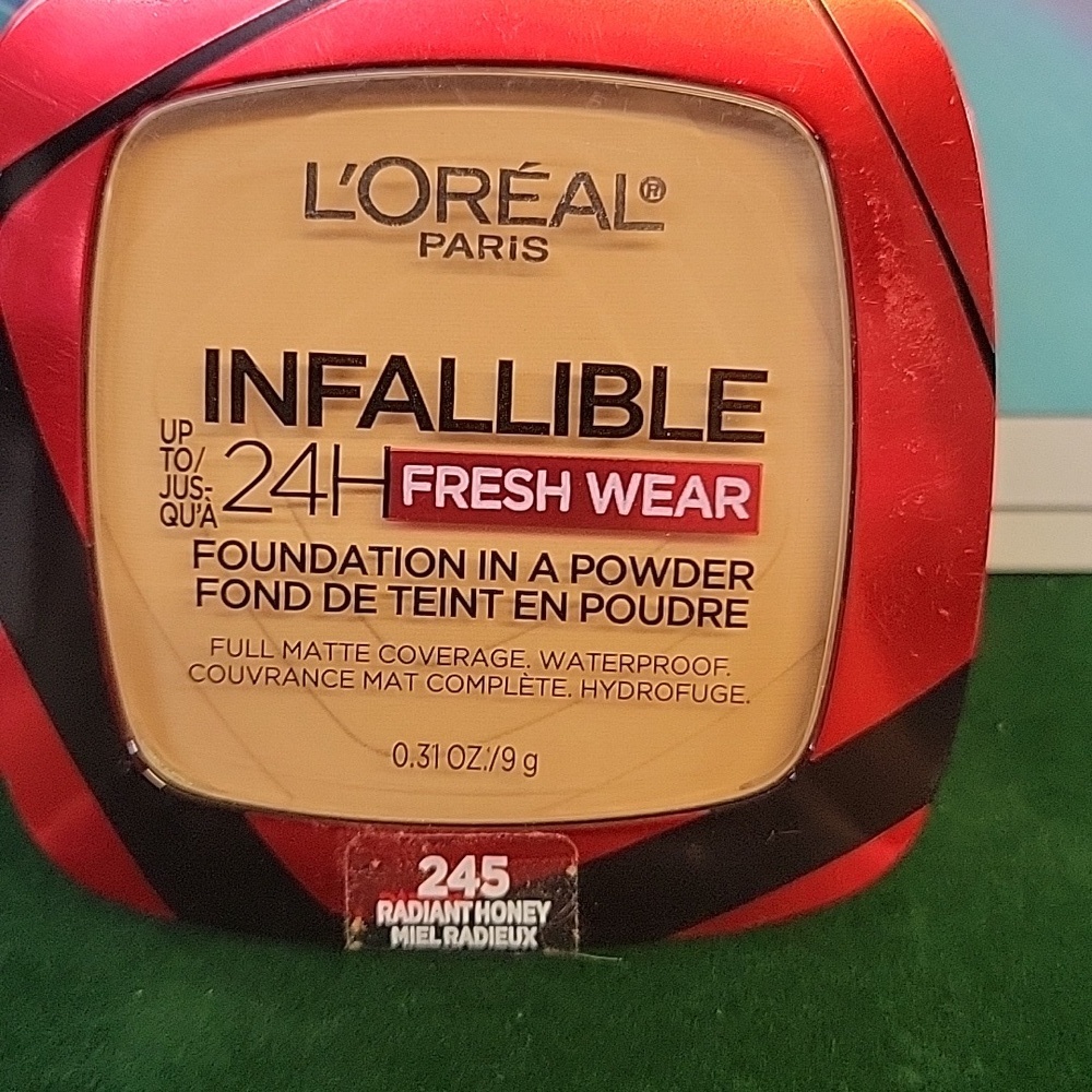 L'Oreal Infallible Fresh Wear Foundation New Sealed Pkg 245 Radiant Honey 9g